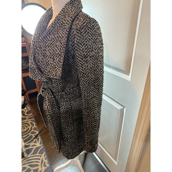 Jessica Simpson Women’s Black White Tweed Wrap Belted Coat Jacket XS - Picture 2 of 14